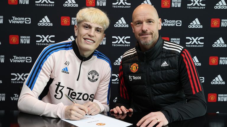 Alejandro Garnacho has signed a new deal at Manchester United