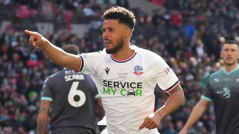 Bolton 4-0 Plymouth: Bolton reign at Wembley in one-sided Papa John's  Trophy final | Football News | Sky Sports