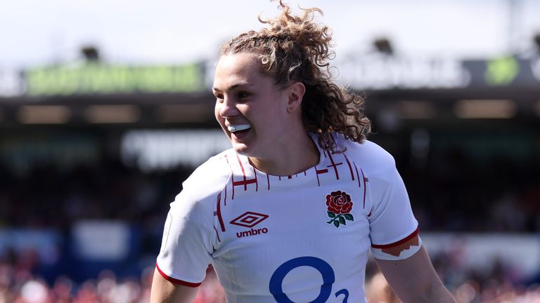 Ellie Kildunne celebrates scoring for England vs Wales