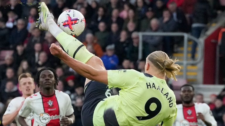 Manchester City's Erling Haaland scores his second, and City's third, goal of the game