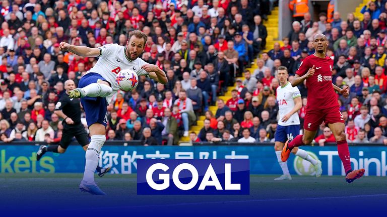 Harry Kane pulls one back for Spurs as they reduce Liverpool&#39;s lead to 3-1.