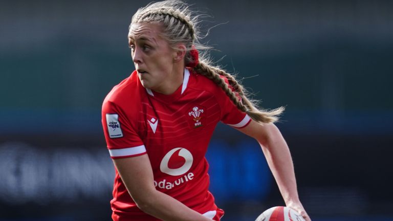 Hannah Jones in action in the 2023 Women's Six Nations