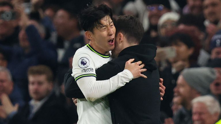 Heung-min Son embraces Ryan Mason after levelling for Spurs
