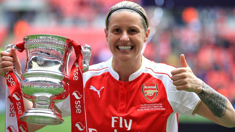 Former Arsenal striker Kelly Smith has rejoined club as a coach