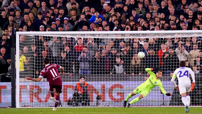 Lucas Paqueta's penalty puts West Ham on track