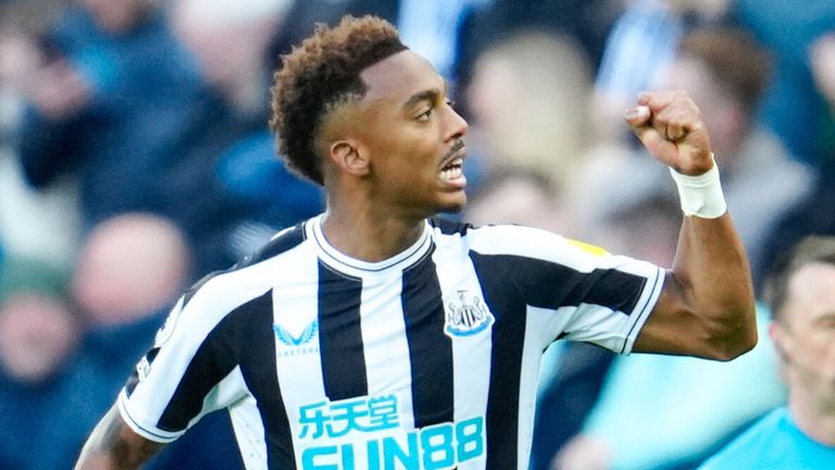 Joe Willock celebrates after giving Newcastle the lead against Manchester United