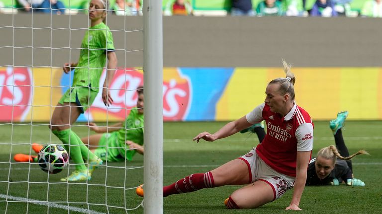 Stina Blackstenius nivela al Arsenal