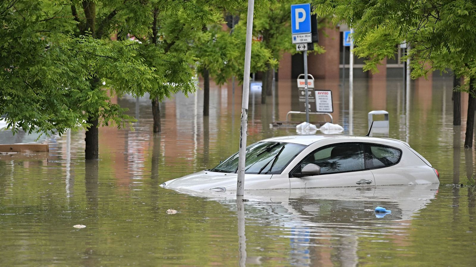 GP dell'Emilia Romagna: annullata la gara di Imola per forti alluvioni nel nord Italia |  Novità sulla Formula 1