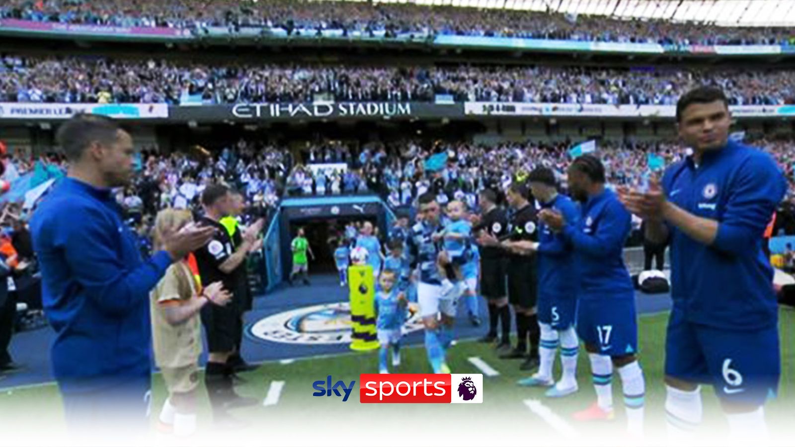 champions-manchester-city-given-guard-of-honour-by-chelsea-football