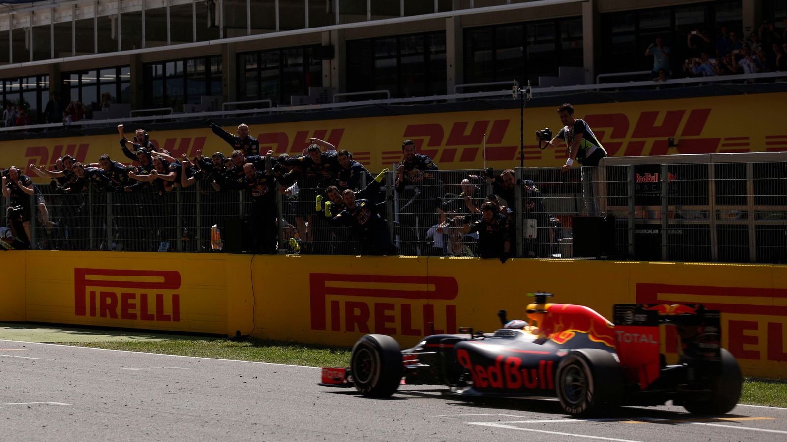 Spanish Grand Prix: Lewis Hamilton's McLaren Disaster, Max Verstappen's ...