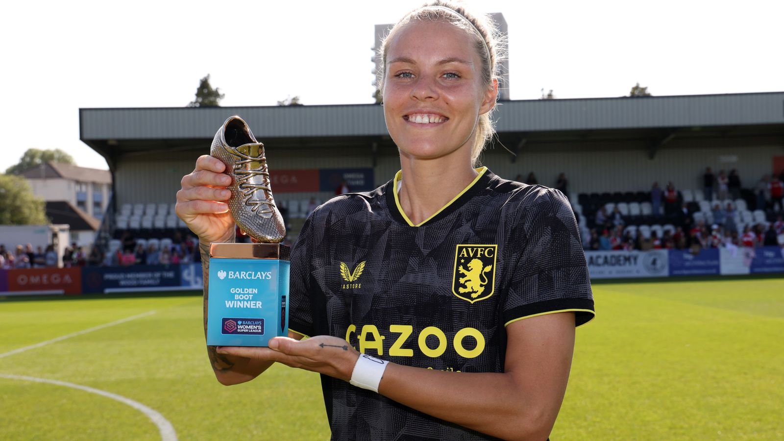 WSL round-up: Rachel Daly equals goal record in Aston Villa win at Arsenal | Football News