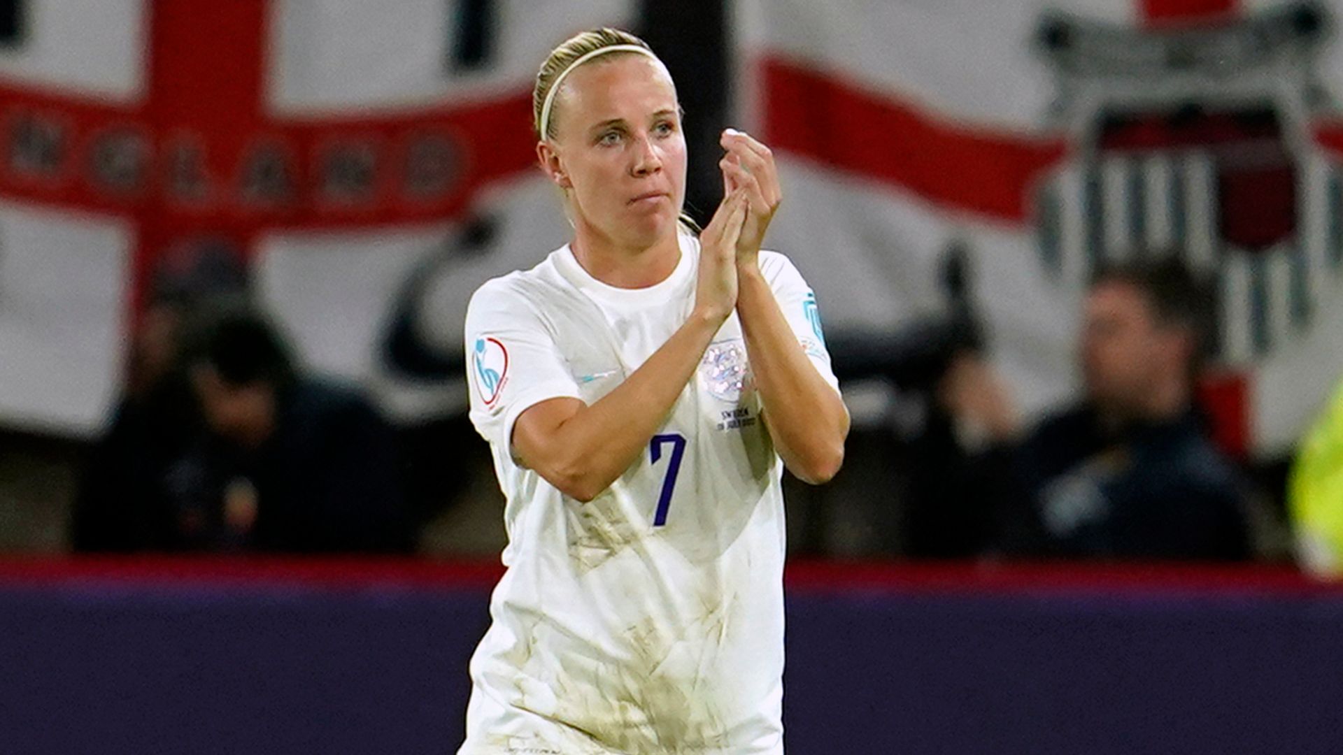 Wiegman hands Mead first Lionesses call-up in 12 months