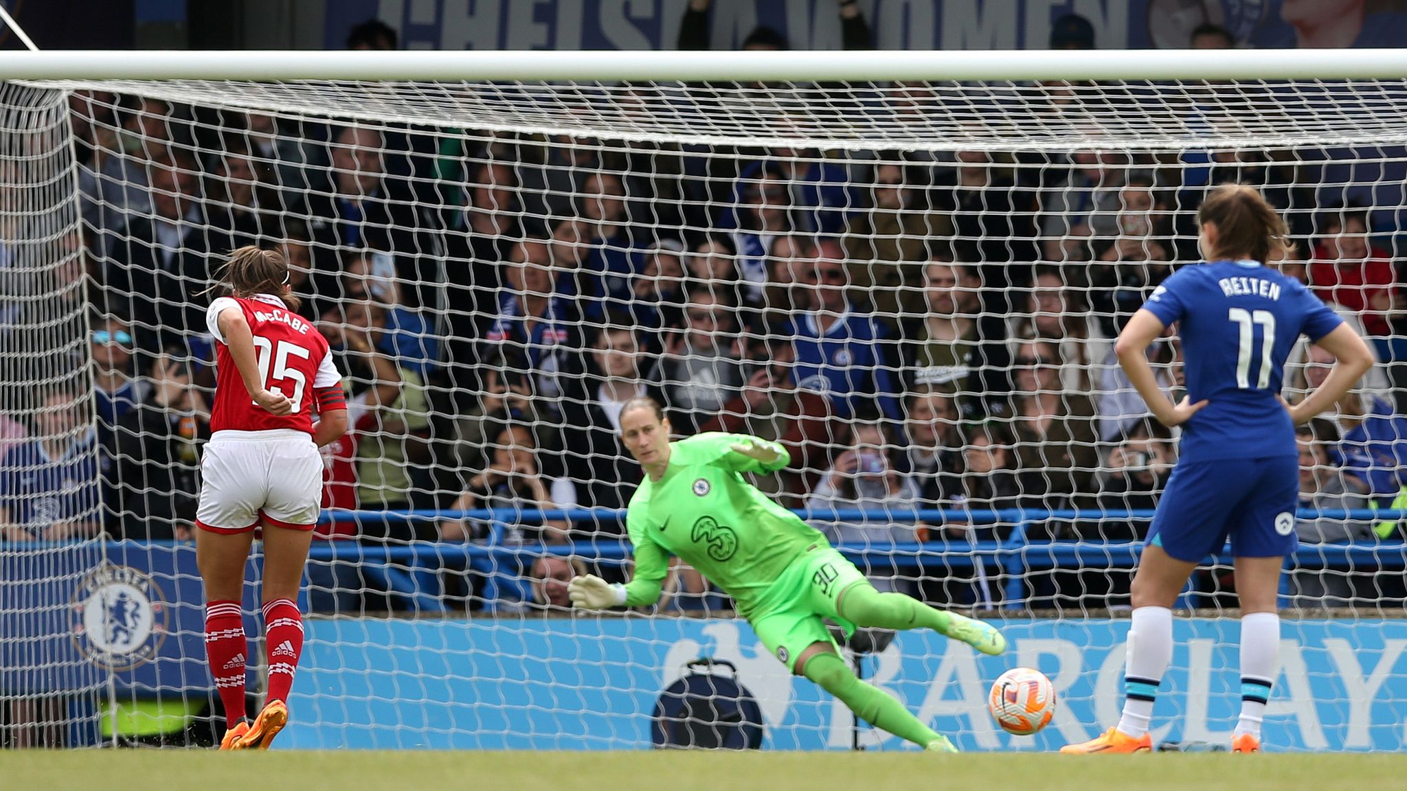 Chelsea 2-0 Arsenal: Emma Hayes' side take giant leap towards WSL title ...