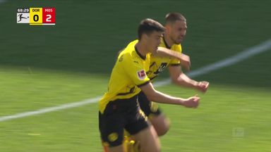 Guerreiro keeps Dortmund title hopes alive!