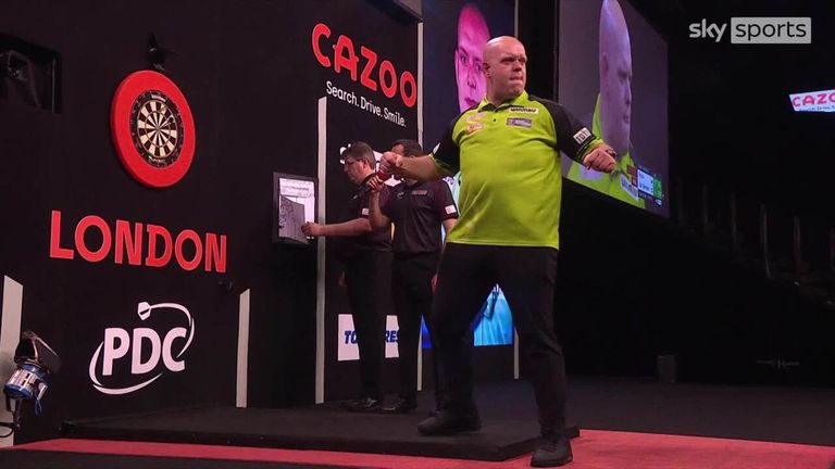 Van Gerwen and Price exchange blows with an incredible series of crates in the Premier League final