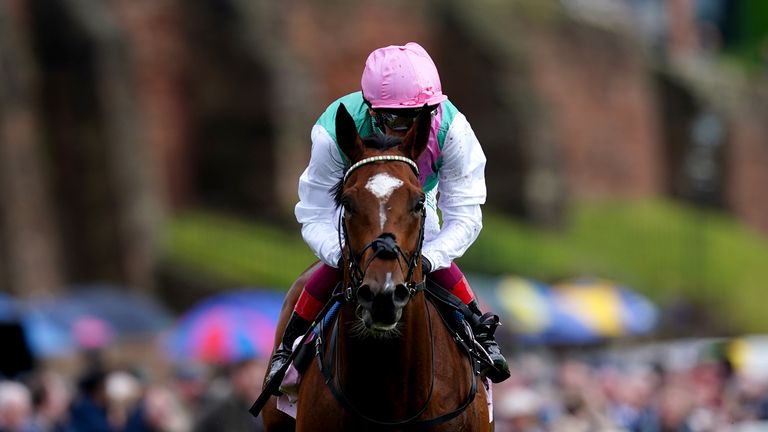 Arrest and Frankie Dettori win the Chester Vase