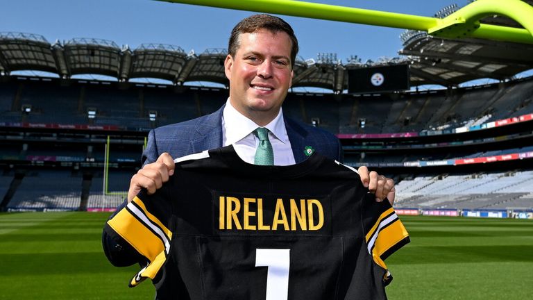 Los Pittsburgh Steelers hicieron un bienvenido regreso a Croke Park.  En la foto, el director de desarrollo comercial y estrategia de los Steelers, Daniel Rooney.