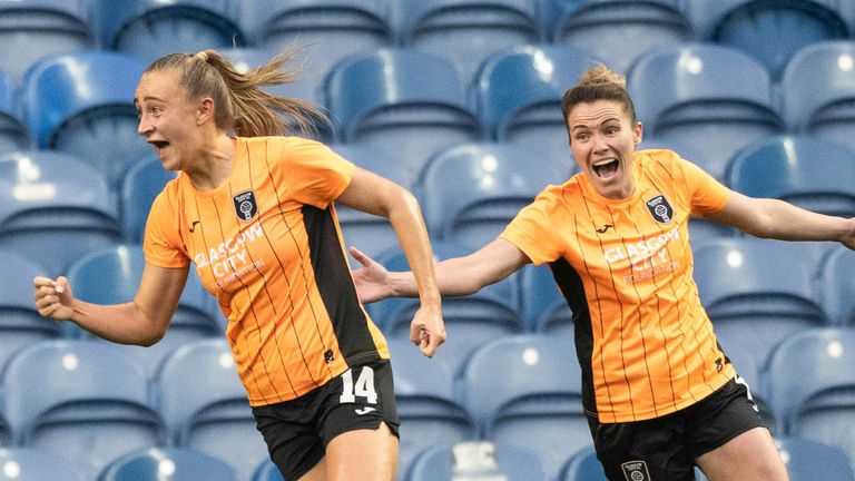 Lauren Davidson's late goal secured the SWPL title for Glasgow City
