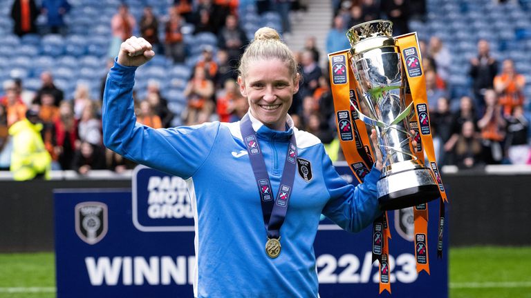 GLASGOW, SCOTLAND - MAY 21: Glasgow City head coach Leanne Ross with the trophy during a Scottish Women&#39;s Premier League match between Rangers and Glasgow City  at Ibrox Stadium, on May 21, 2023, in Glasgow, Scotland.  (Photo by Paul Devlin / SNS Group)
