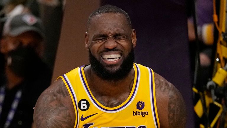 Los Angeles Lakers forward LeBron James 