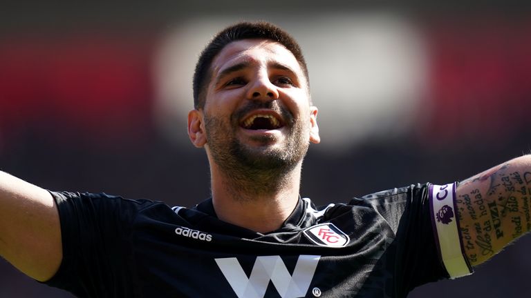 Mitrovic salutes the 3,000 travelling Fulham fans