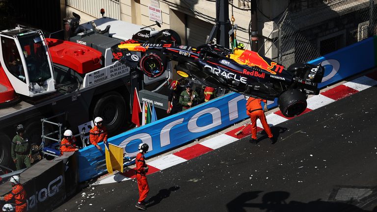 Perez crashes in Qualifying for the Monaco GP which put him at the back of the grid