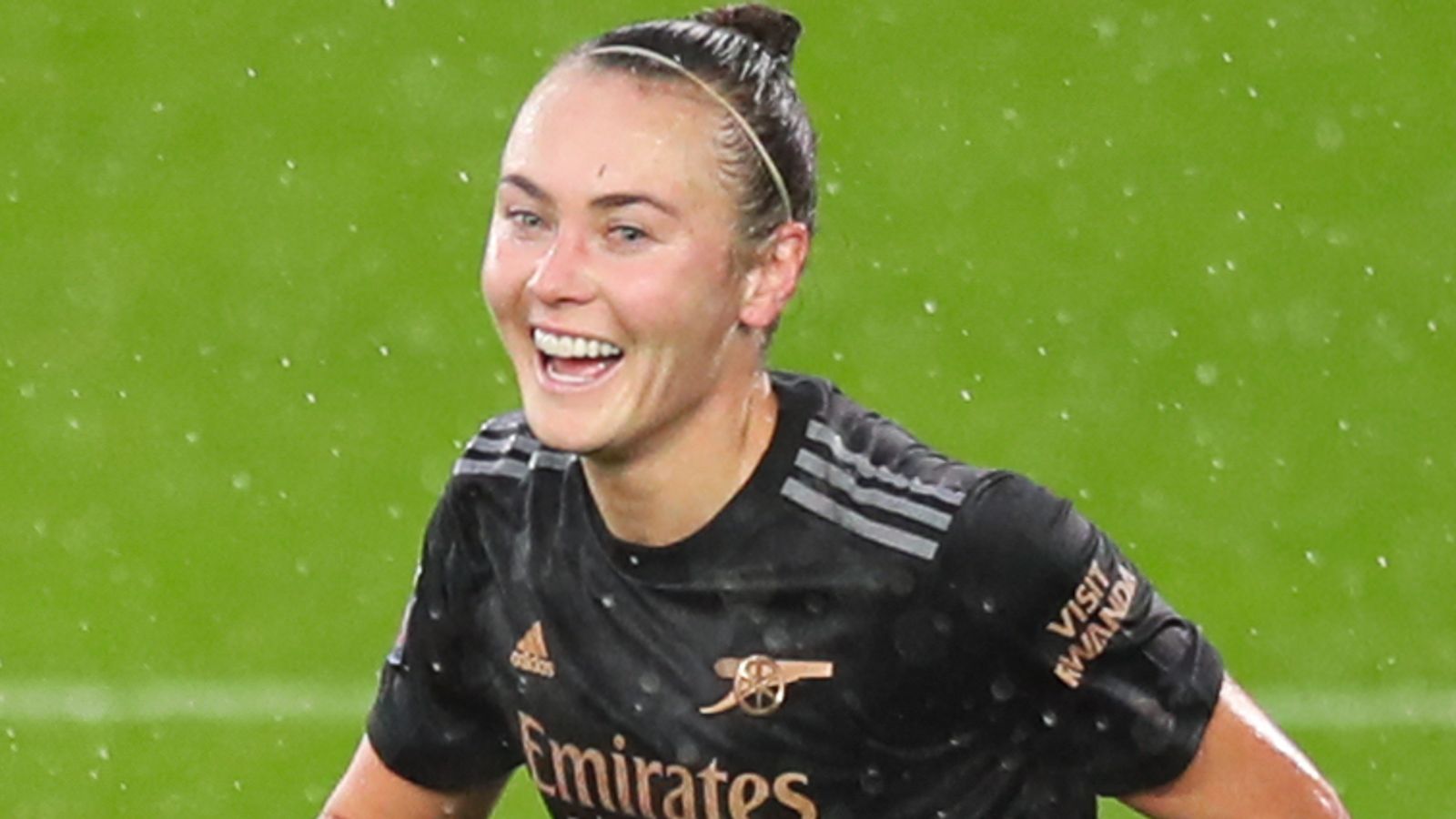 Caitlin Foord: Australian forward signs new contract with Arsenal Women