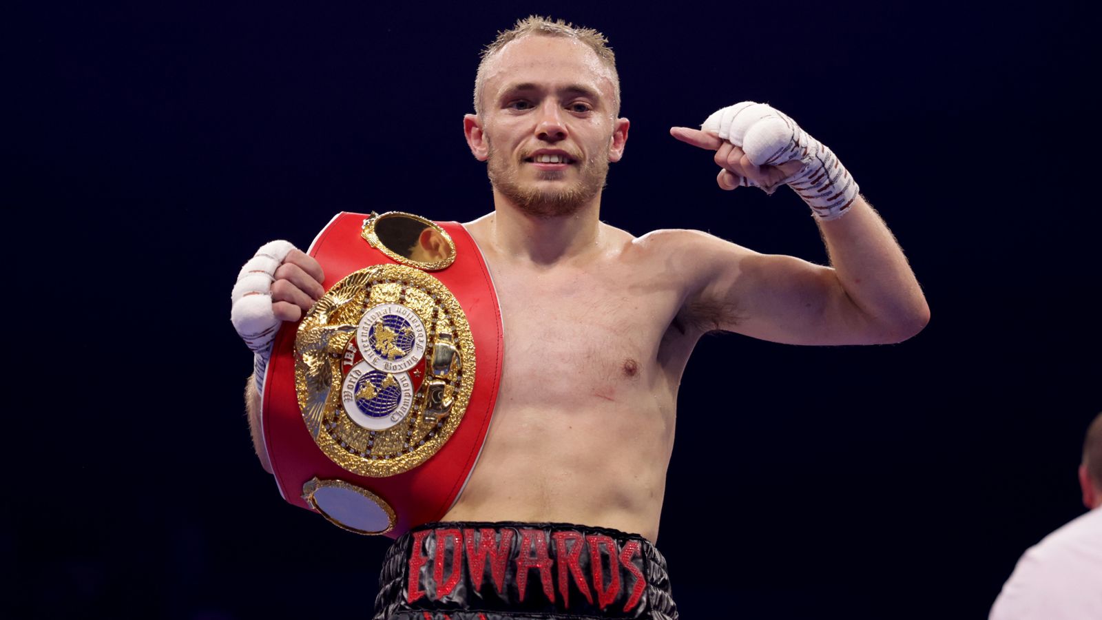 británico Sunny Edwards defiende el título mundial de peso mosca de la FIB con una victoria unánime sobre Andrés Campos en Wembley |  Noticias de boxeo