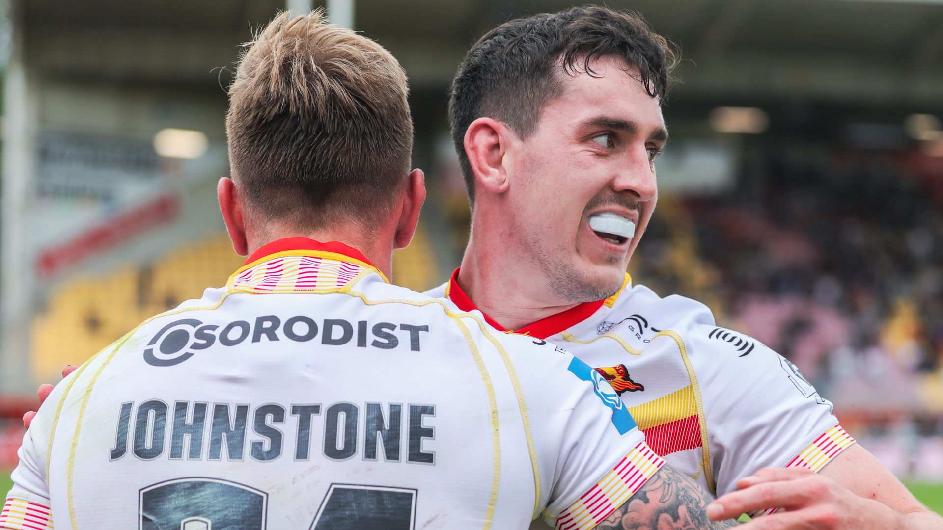 Catalans cruise past Hull KR to stay joint top