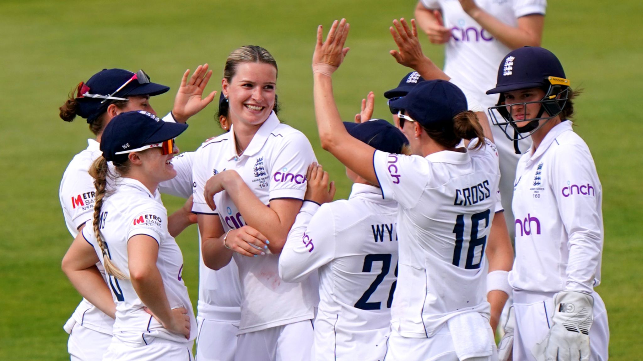 Women's Ashes: Tale of England missed opportunities but Lauren Filer ...