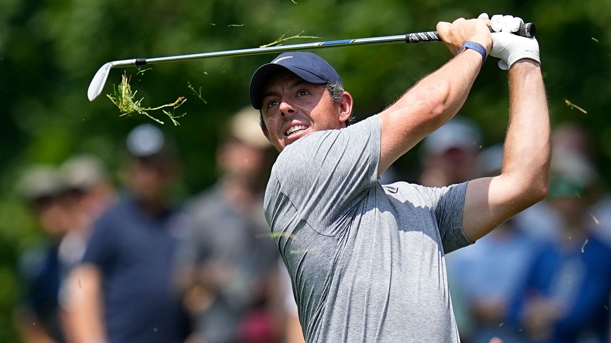 Rory McIlroy tied for lead at Memorial tournament Im battling and hanging in there! Golf News Sky Sports