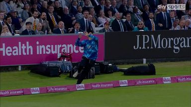 Coles' incredible juggling boundary catch wows Lord's crowd