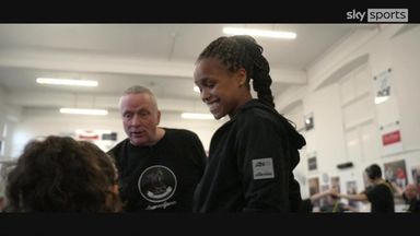 Jonas visits the Inclusive Hub | 'Boxing's positive influence in the wider community'
