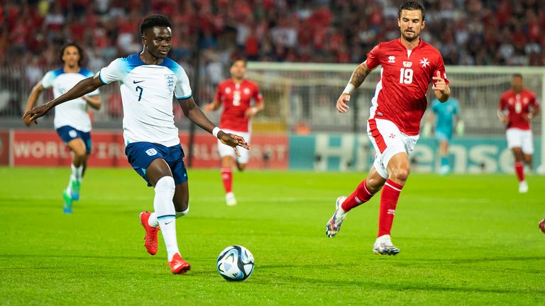 Bukayo Saka made England&#39;s opener but was forced off at half-time after taking a knock before the break