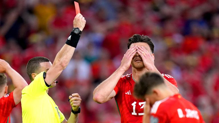 Kieffer Moore was sent off for Wales