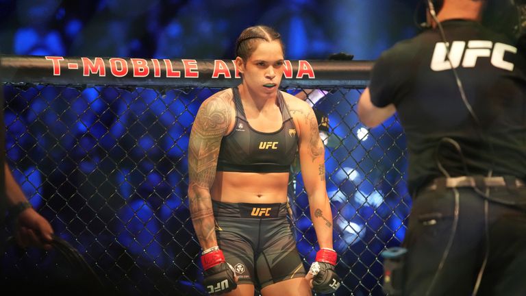 LAS VEGAS, NV - DECEMBER 11: Amanda Nunes prepares to fight Julianna Peña in their woman&#39;s bantamweight title fight during the UFC 269 on December 11, 2021, at T-Mobile Arena in Las Vegas, NV. (Photo by Louis Grasse/PxImages/Icon Sportswire) (Icon Sportswire via AP Images)