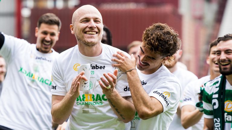 Celtic midfielder Aaron Mooy has retired from football