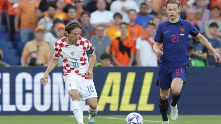 Luka Modric and Frenkie de Jong do battle in the Nations League