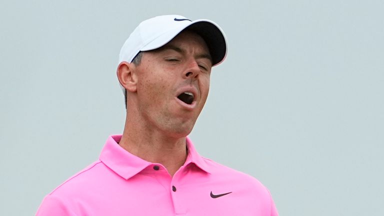 Rory McIlroy reacts after missing a putt on the 15th hole during the second round of the U.S. Open golf tournament at Los Angeles Country Club on Friday, June 16, 2023, in Los Angeles. (AP Photo/Matt York) 