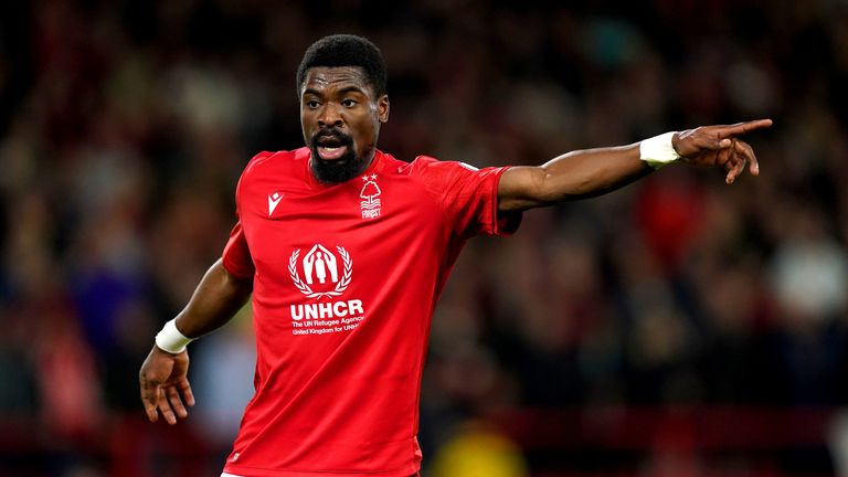 Serge Aurier has extended his stay at Forest for another season