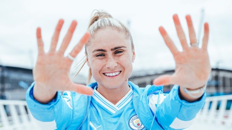 Steph Houghton has signed a new contract at Man City Women (picture courtesy of Man City Women FC)