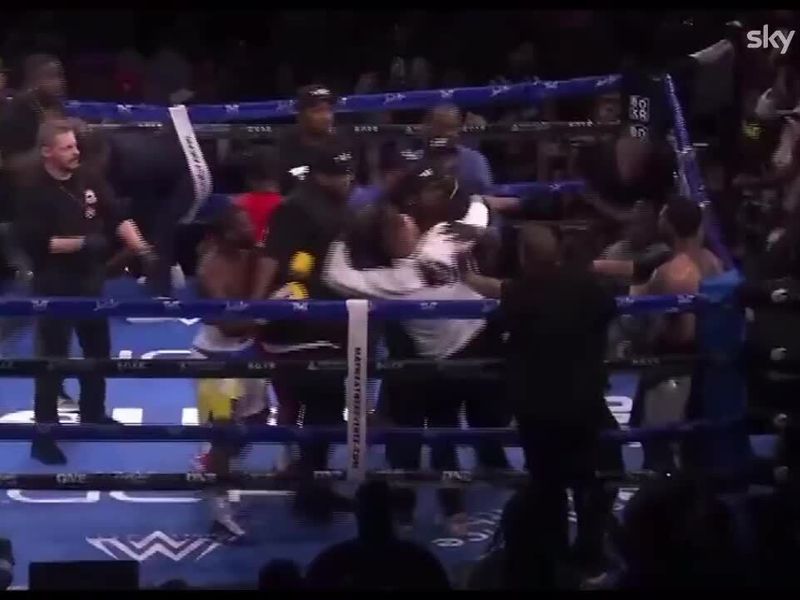 A ref stopped the Mayweather-Gotti III bout. 'That's when the real