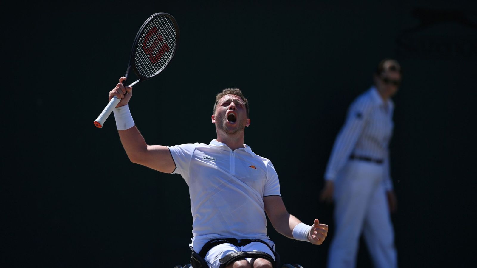 Wimbledon: Alfie Hewett maakt een winnende start in rolstoelenkelspel terwijl hij een Grand Slam-titelverlies nastreeft |  Tennisnieuws