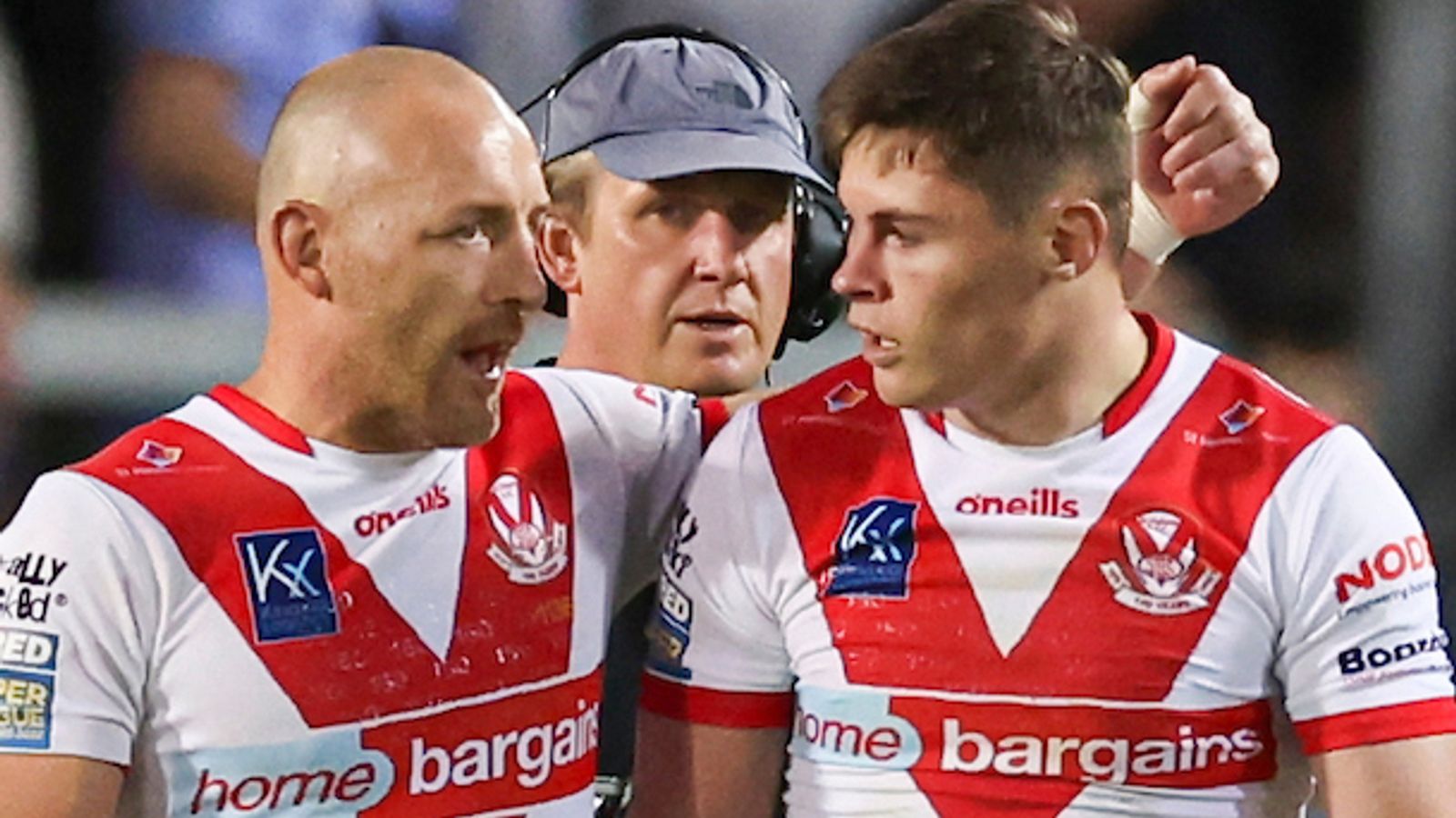 st-helens-22-18-leeds-rhinos-jack-welsby-double-helps-saints-secure
