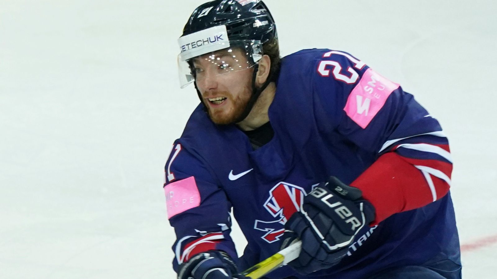 Mike Hammond: Great Britain ice hockey player dies after car accident in Canada aged 33
