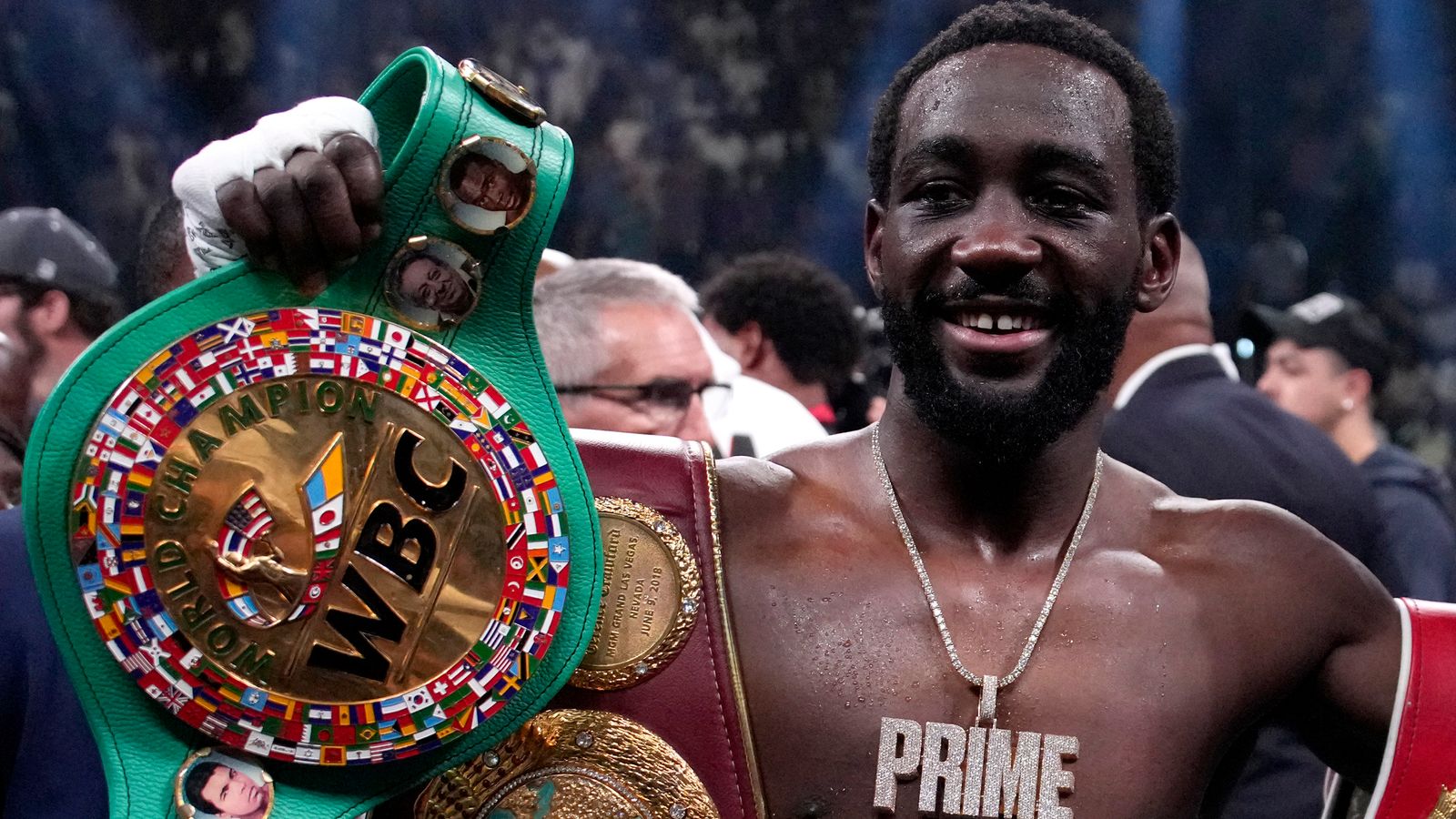 Terence Crawford undisputed welterweight champion with TKO