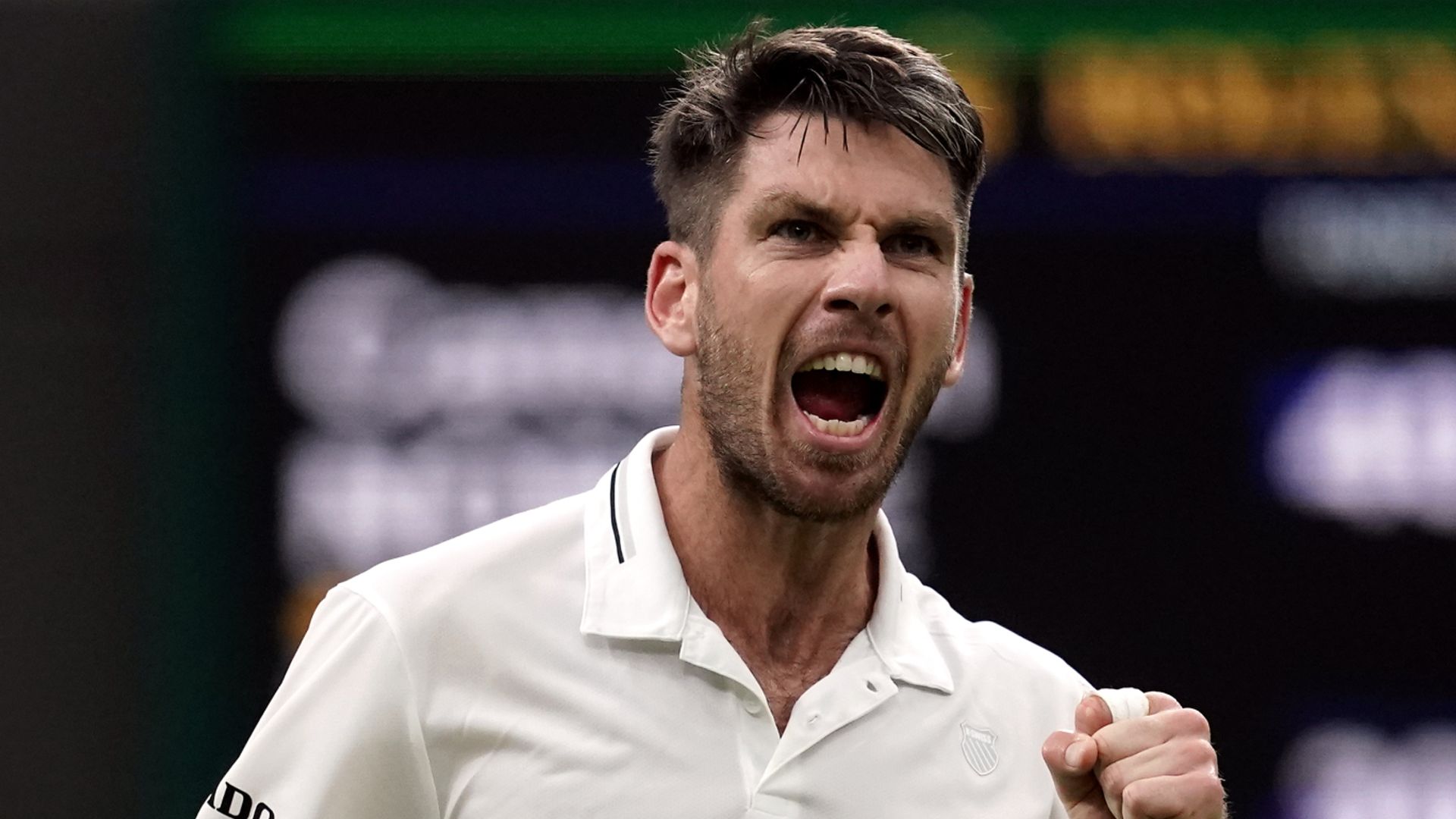 Norrie overcomes tricky Machac to advance at Wimbledon | Evans out