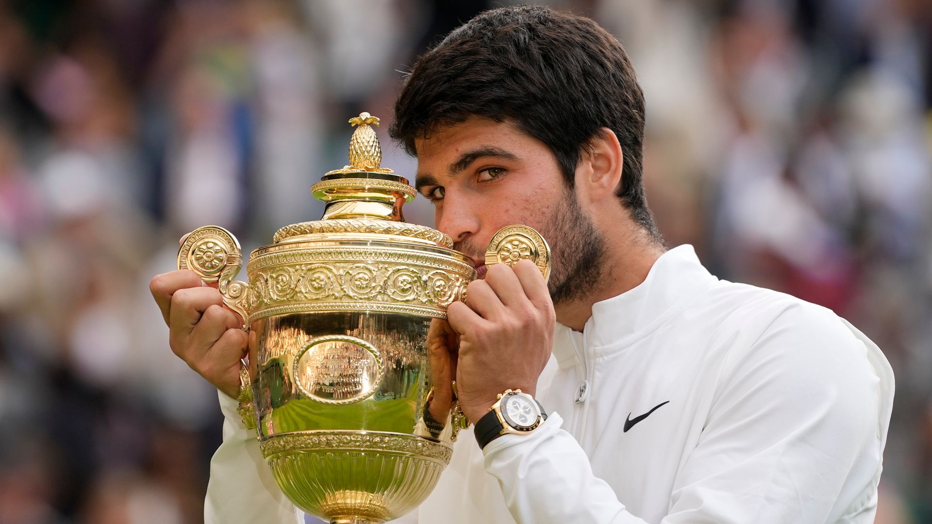 Vamos, Vondrousova & Carlitos the conqueror: Wimbledon talking points