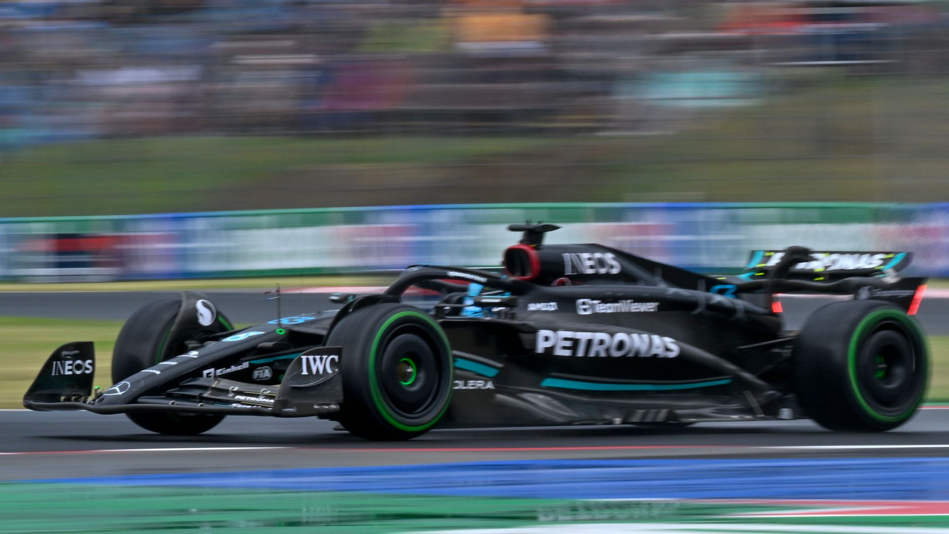 Hungarian GP: Sainz, Perez crash as Russell tops wet first practice recap