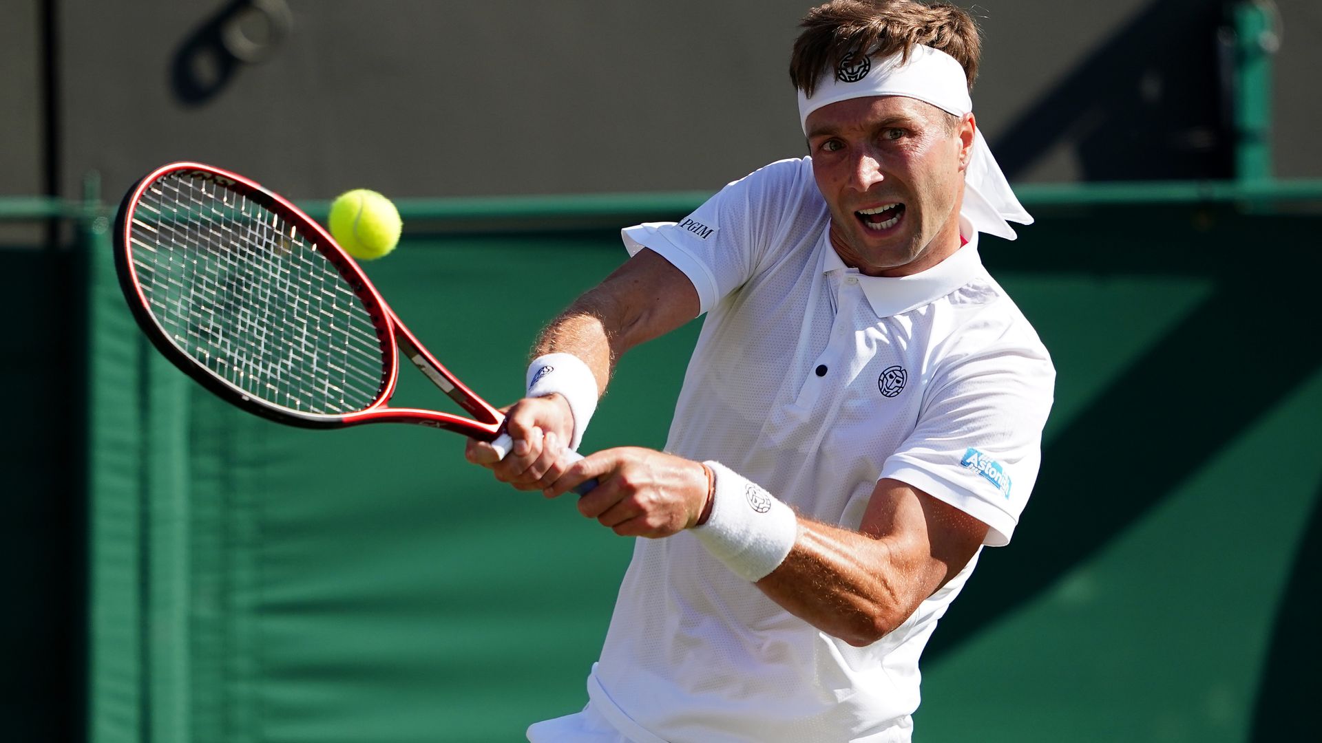 Broady fights back to reach final round of US Open qualifying